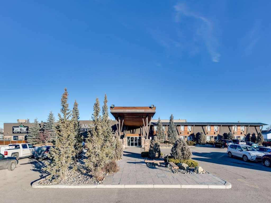 Heritage Inn Hotel & Convention Centre - High River Екстериор снимка
