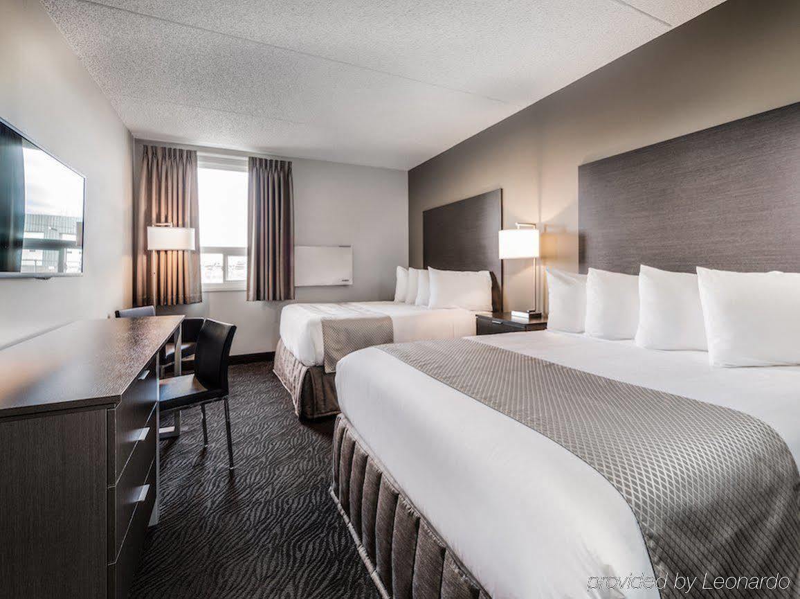 Heritage Inn Hotel & Convention Centre - High River Екстериор снимка